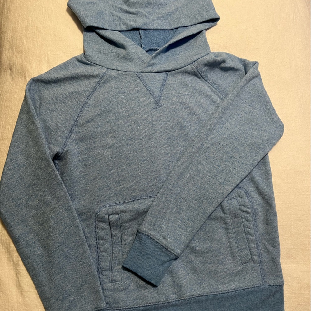 Crewcuts lightweight hoodie size 8 🧢
Heathered blue
